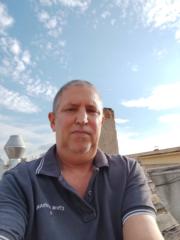 Erez Rot