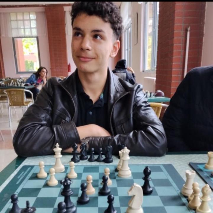 Batu İlhan Yalaza