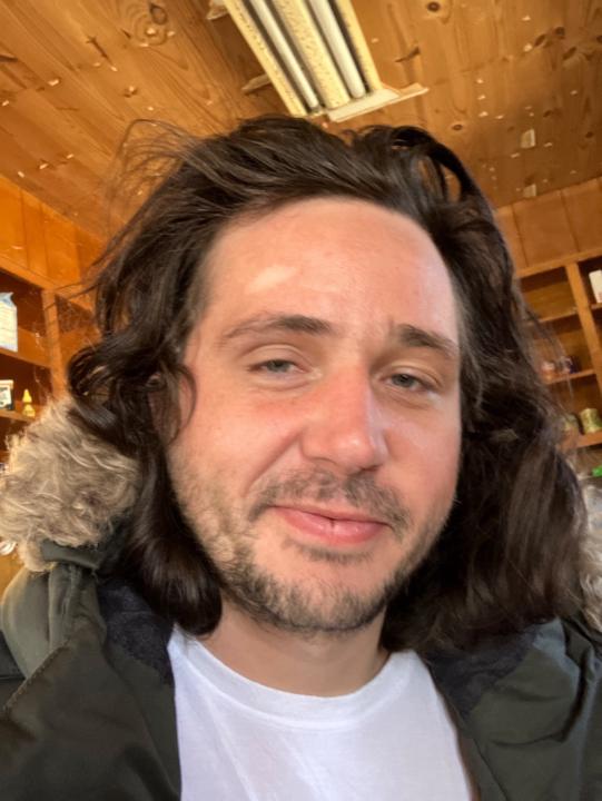 Ethan Lee