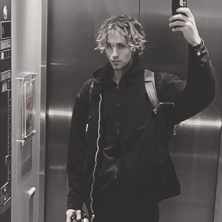 Adam Krcmarik