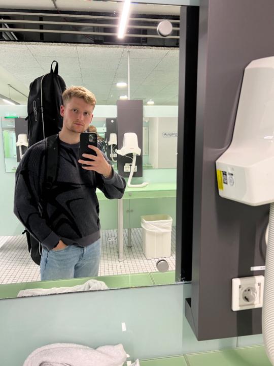 Jonas Schmidt-Purkayastha