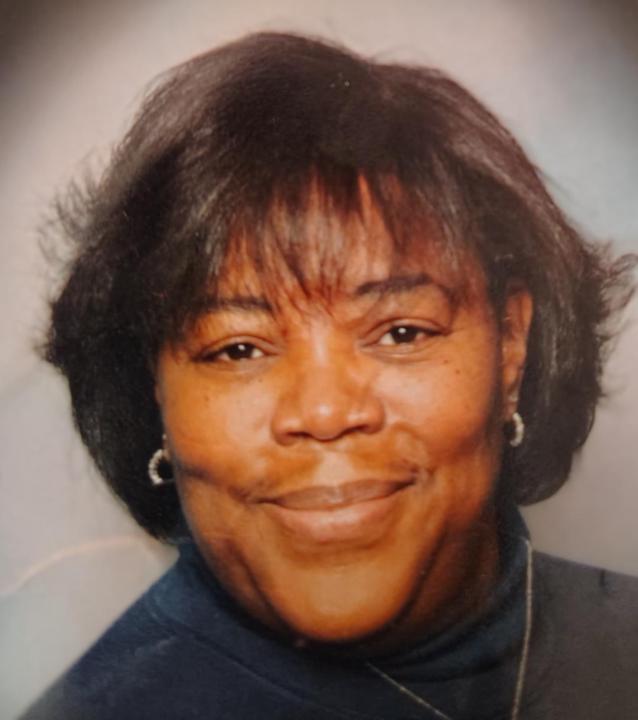 RoxAnna Holliday-Powell