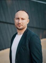 Tim Stoll