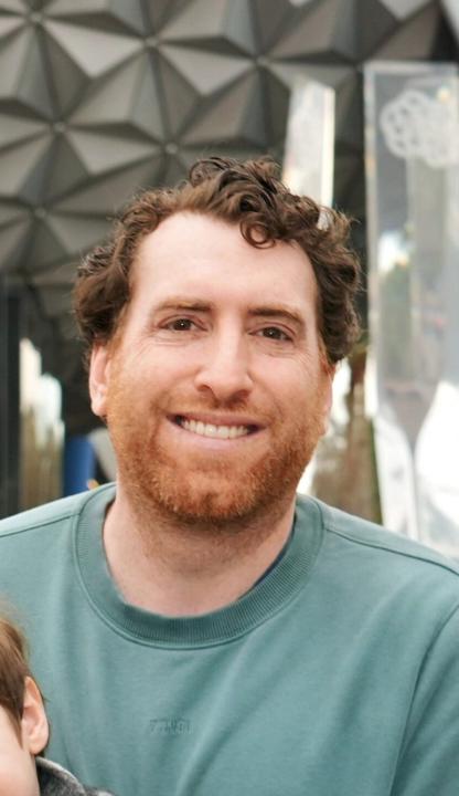 Zachary Linhart
