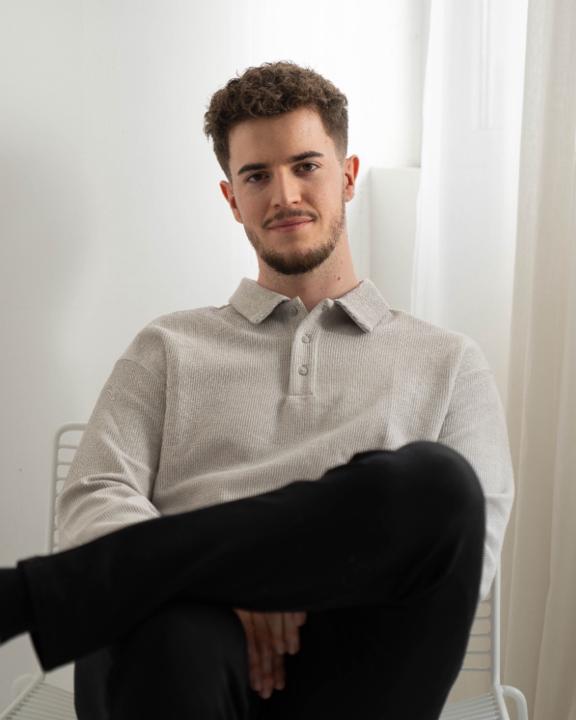 Tom Hewing