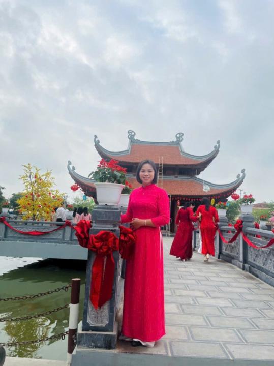 Thu Thuỷ Ngô
