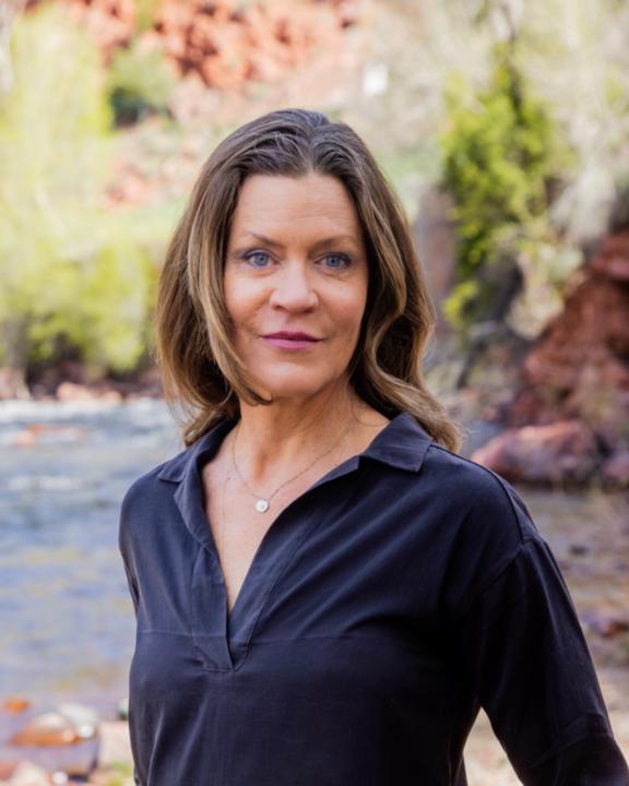 Beth Olsen