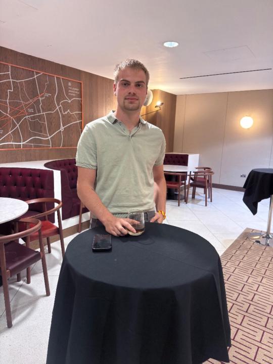 Niels Alfons Van der zee