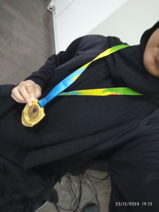 Izzy Izwan