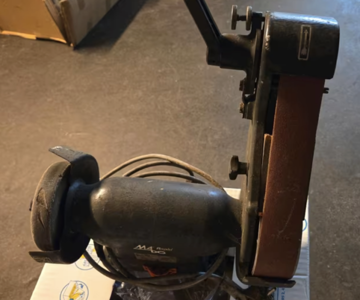 Messer schleifen - Bandschleifmaschine