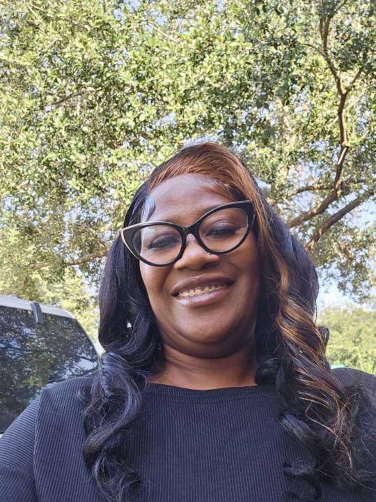 Angela Richardson