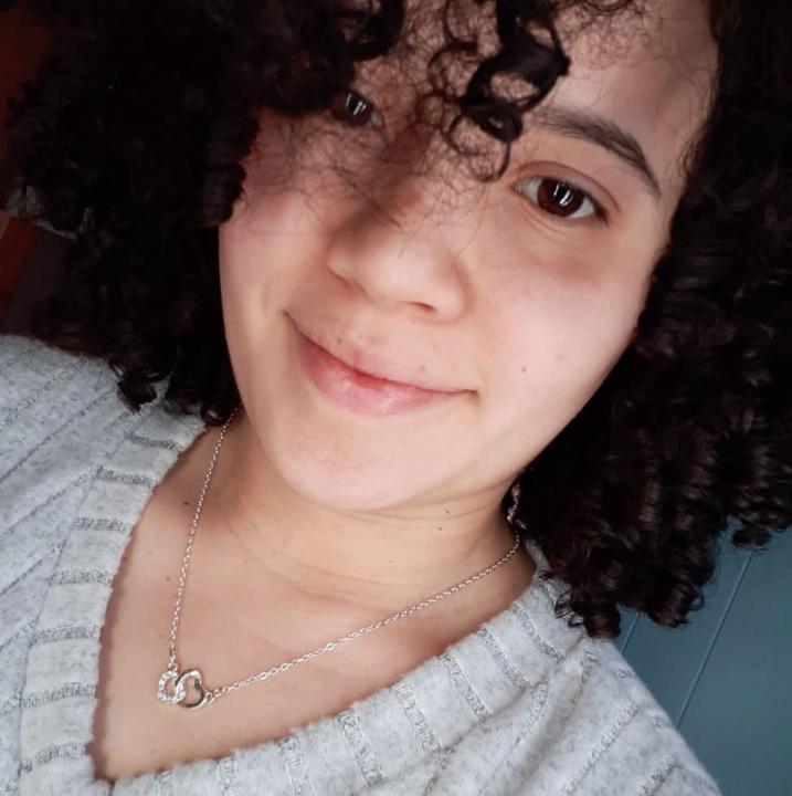 Rachelle Matos adorno