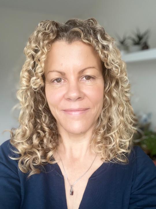 Mandy Oliver