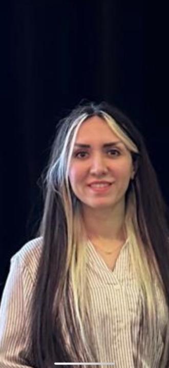Ana Eslami