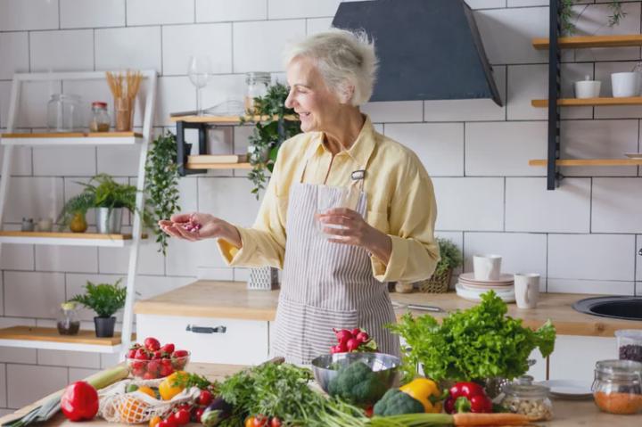 Fueling Healthy Aging With the Right Vitamins and Nutrition