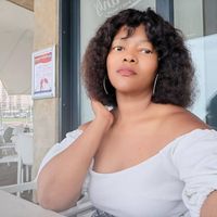 Hlengiwe Mteshane