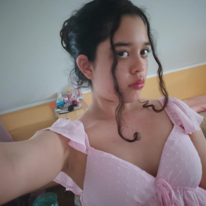 Linda Sánchez