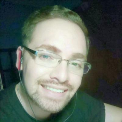 César Eduardo González