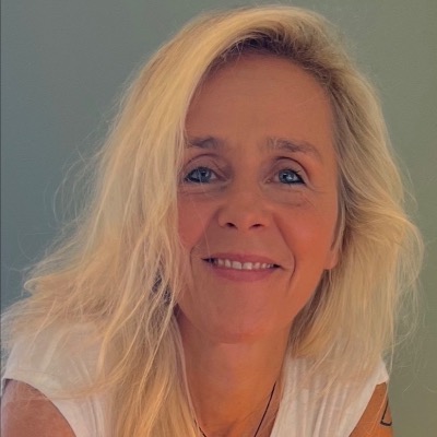 Sabine Hohenester