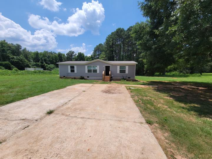 💰 INVESTOR DEAL: Like-New Home on 1.70 Acres, $60K+ Built-In Equity