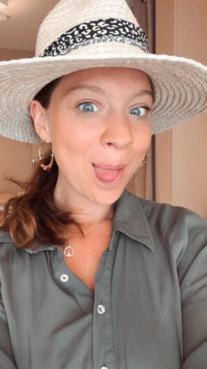 Bétina Lautour