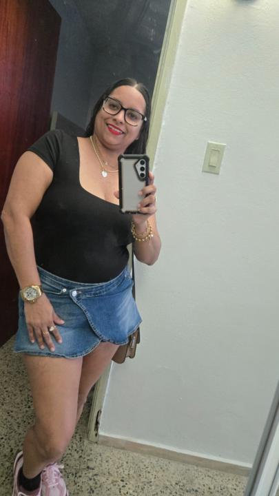 Zujey Flores