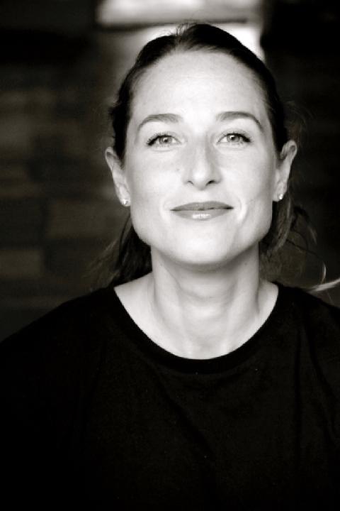 Nadya Eva Mazviita