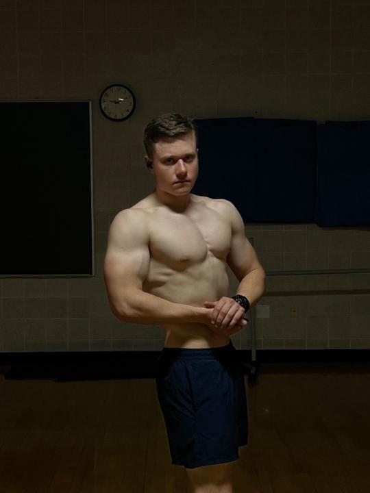 Levi L