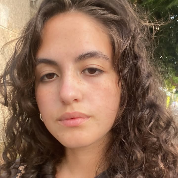 נויה סקלי
