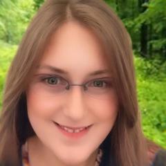 Robyn Roth
