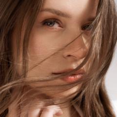 Laura F.