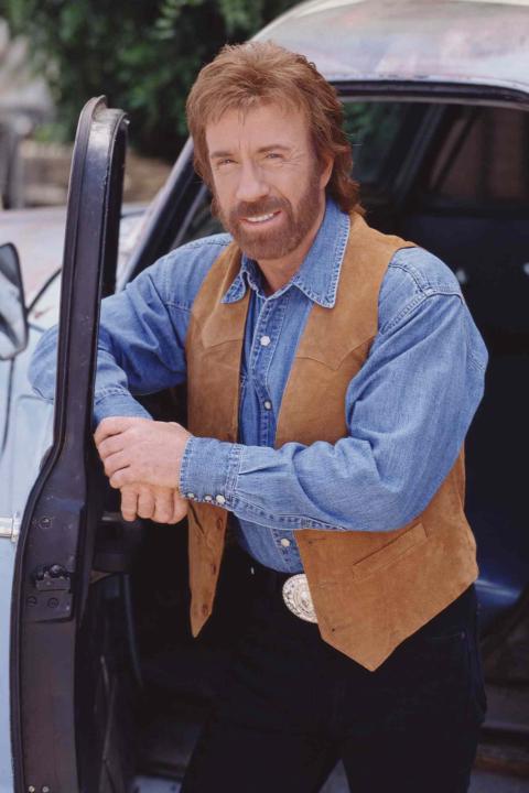 Chuck Norris… may you kick ass up in heaven my man❤️