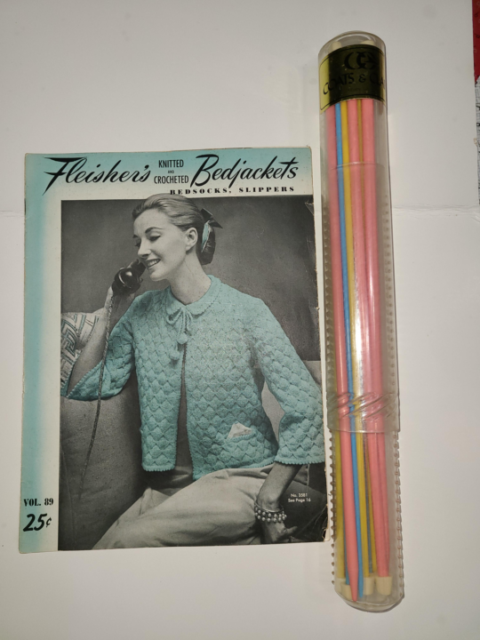 Are there any knitters in The Skool Hub?