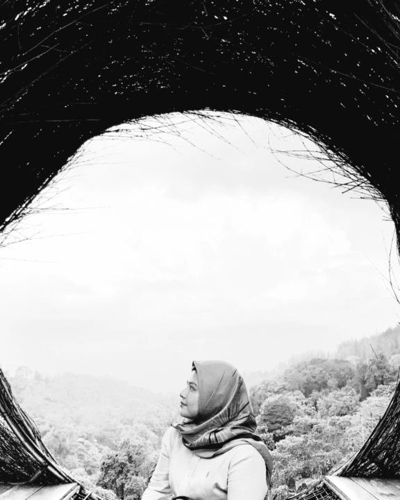 Indah Yani