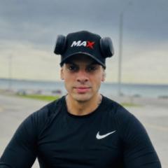 M a X
