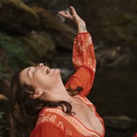 Jodie McLean