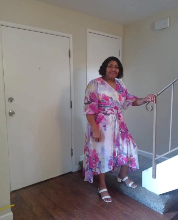 Lavern R Scaife