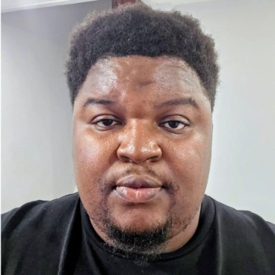 Shola Olujobi