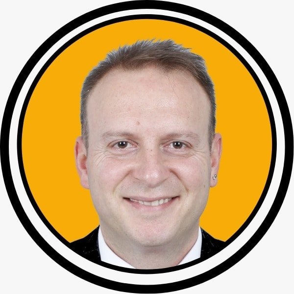 Erguvan Ozbek