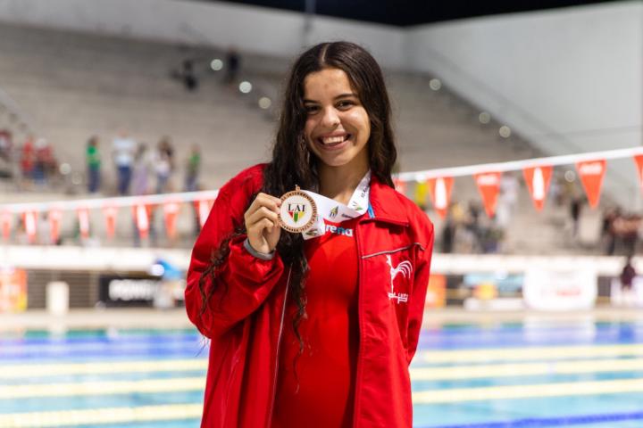 Elizabeth Oliveras