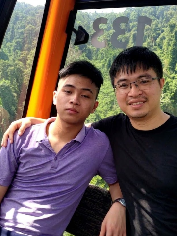Mr Hoàng 