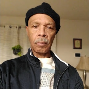 Dennis Hayes