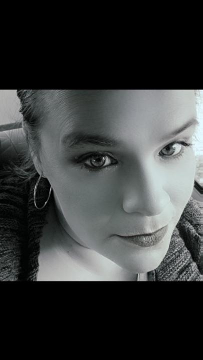 Kelli Demastus