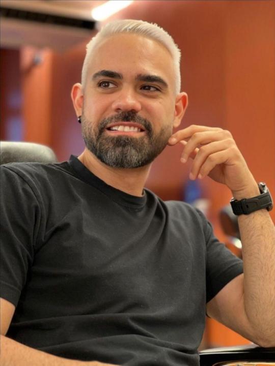 Javier Escalante