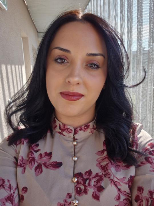Larisa Covaci