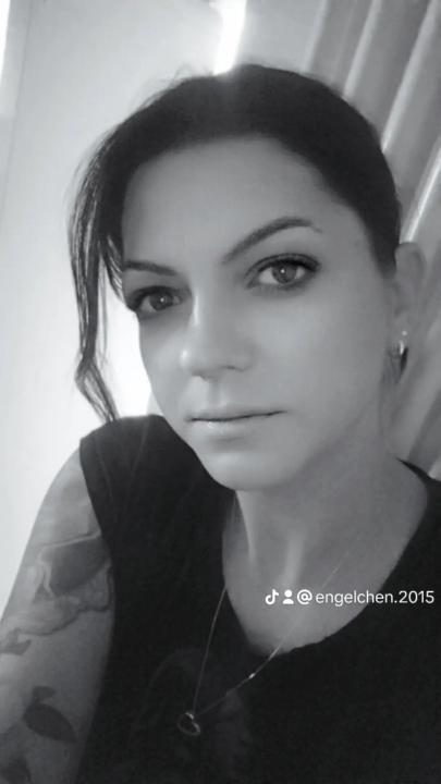 Janin Neumann