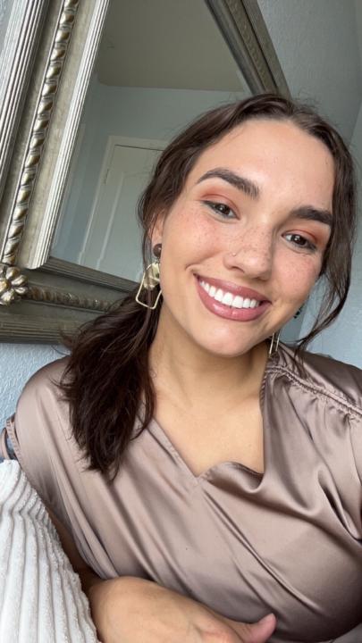 Emily Gomez
