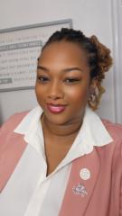 Dainna Mcmillon