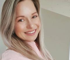 Yvonne C