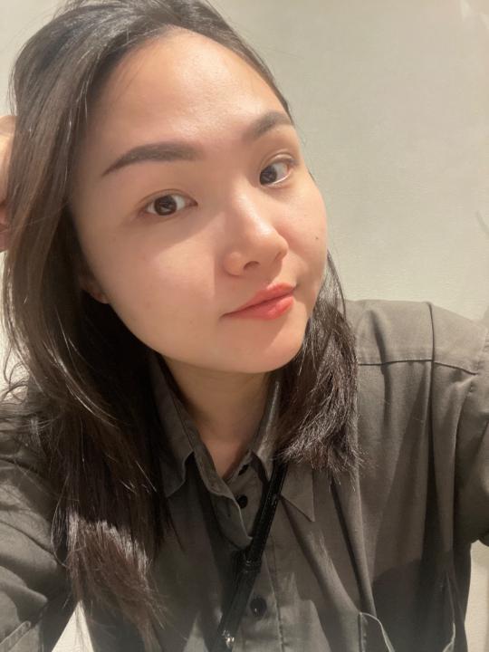 欣穎 李